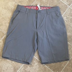 Men’s Grey Under Armour Golf Shorts Size 34